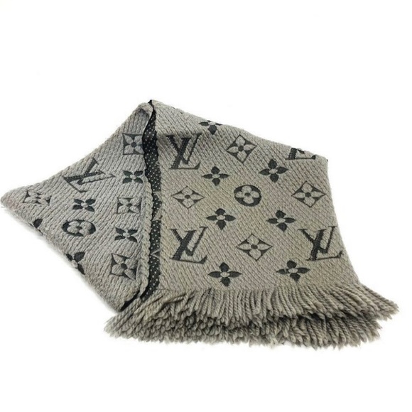 Authentic Louis Vuitton scarf/shawl - Picture 2 of 3